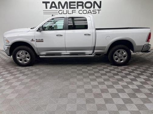 Bright White Clearcoat 2017 RAM 2500 Laramie