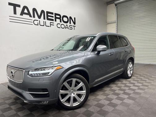 Gray Metallic 2018 Volvo XC90 T6 Inscription