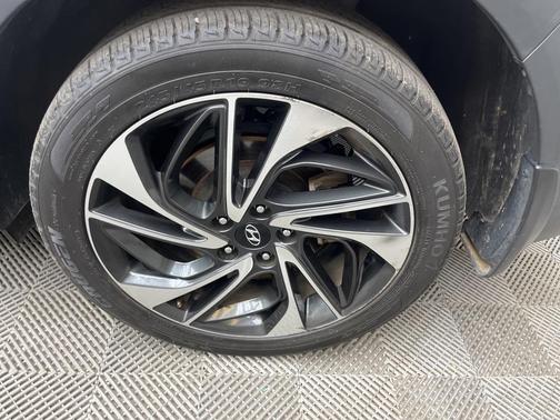 2021 Hyundai TUCSON Sport