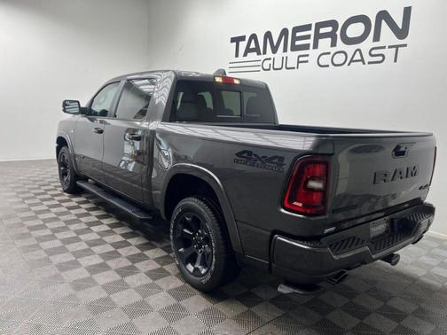 Granite Crystal Clearcoat Metallic 2026 RAM 1500 Big Horn/Lone Star
