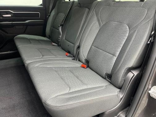 Granite Crystal Clearcoat Metallic 2026 RAM 1500 Big Horn/Lone Star