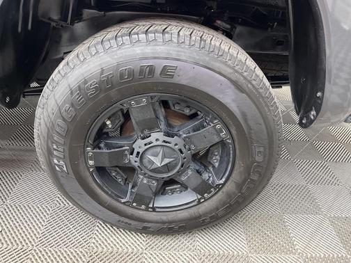 2018 Toyota Tacoma SR5
