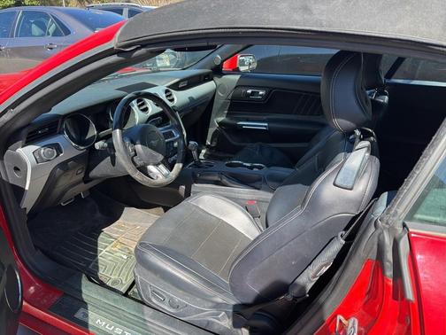 2016 Ford Mustang EcoBoost Premium