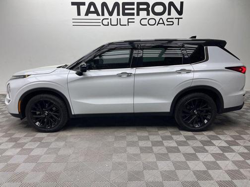 2023 Mitsubishi Outlander SEL Black Edition