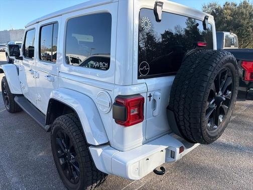 2022 Jeep Wrangler Unlimited Sahara High Altitude