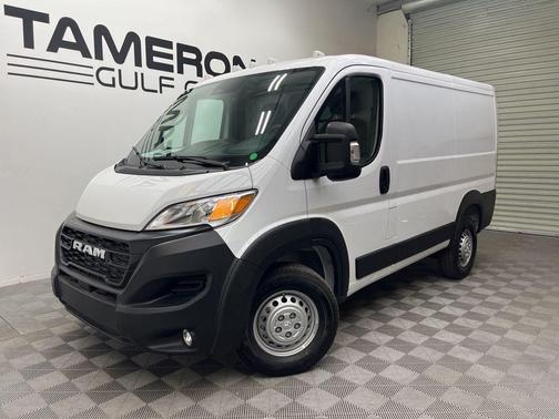 Bright White Clearcoat 2026 RAM ProMaster 1500 Low Roof