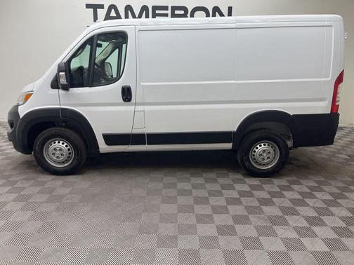 Bright White Clearcoat 2026 RAM ProMaster 1500 Low Roof