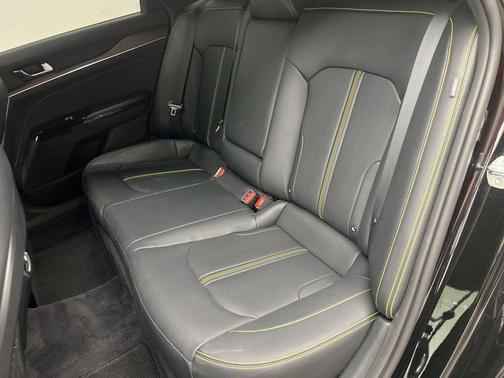 Aurora Black Pearl 2025 Kia K5 GT