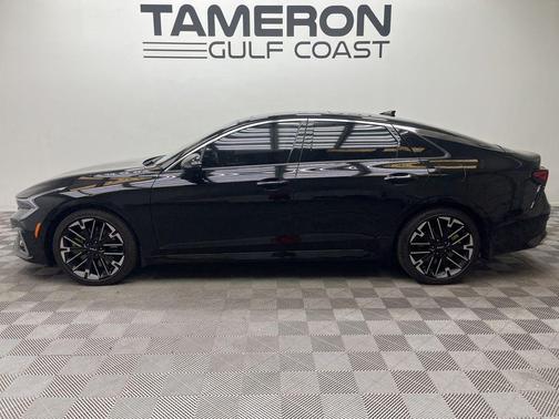 Aurora Black Pearl 2025 Kia K5 GT