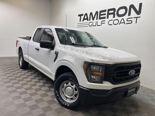 Oxford White 2023 Ford F-150 XL
