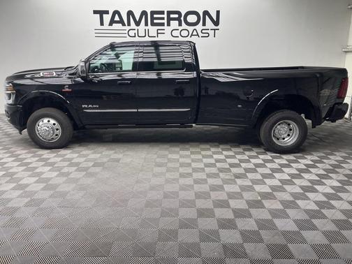 2026 RAM 3500 Limited