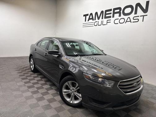 2018 Ford Taurus SE