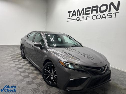 2022 Toyota Camry Hybrid Nightshade