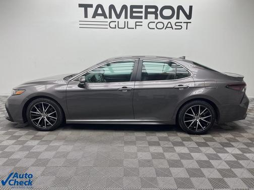 2022 Toyota Camry Hybrid Nightshade