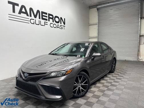 2022 Toyota Camry Hybrid Nightshade