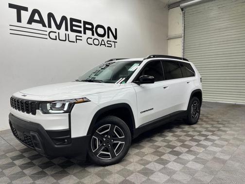 Bright White Clearcoat 2026 Jeep Cherokee LAREDO/LIMITED