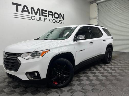 Summit White 2019 Chevrolet Traverse Premier