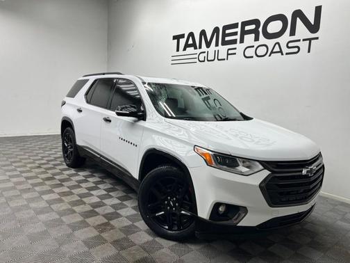 Summit White 2019 Chevrolet Traverse Premier