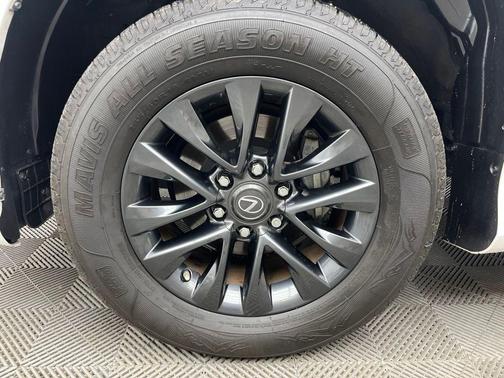 Starfire Pearl 2021 Lexus GX 460 Base