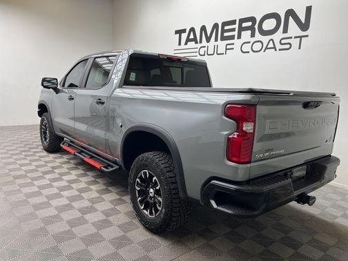 Sterling Gray Metallic 2024 Chevrolet Silverado 1500 ZR2