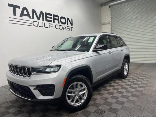 Silver Zynith 2025 Jeep Grand Cherokee Laredo X