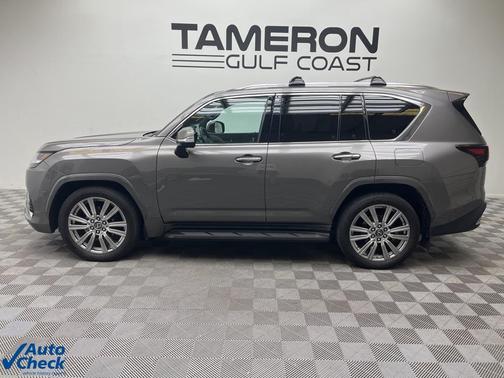 2022 Lexus LX 600 Ultra Luxury