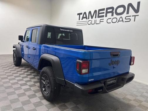 2025 Jeep Gladiator Sport