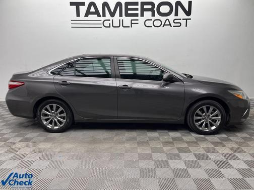 2017 Toyota Camry XLE