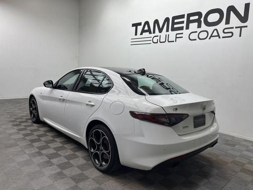 Milano 2024 Alfa Romeo Giulia Ti