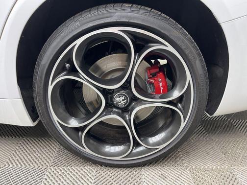 Milano 2024 Alfa Romeo Giulia Ti