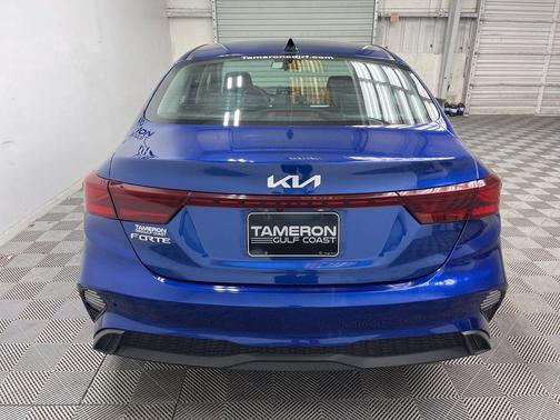 2023 Kia Forte LX