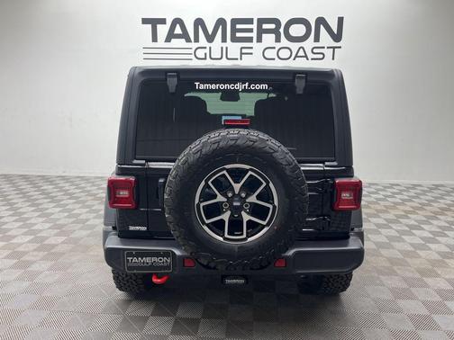 Black Clearcoat 2025 Jeep Wrangler Rubicon