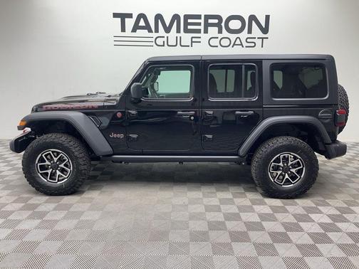 Black Clearcoat 2025 Jeep Wrangler Rubicon