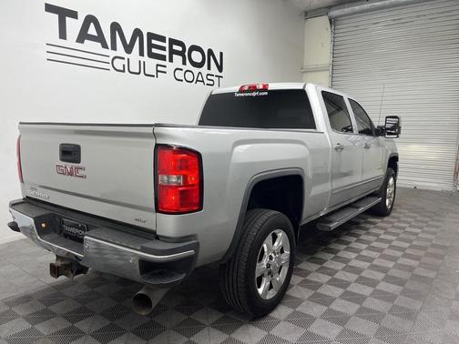 2017 GMC Sierra 2500 SLT