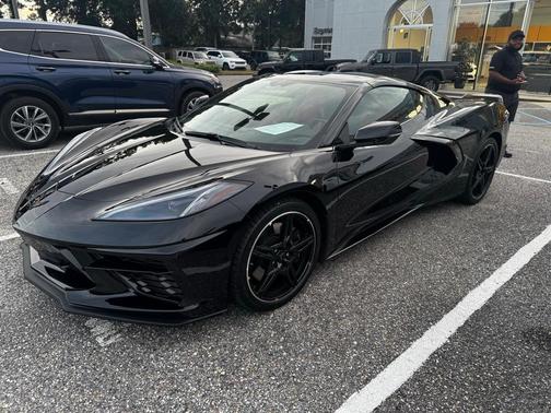 2023 Chevrolet Corvette Stingray w/1LT