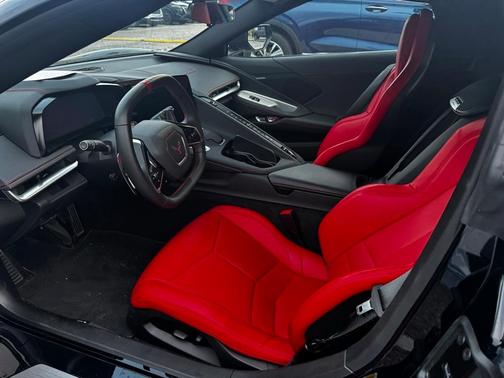 2023 Chevrolet Corvette Stingray w/1LT