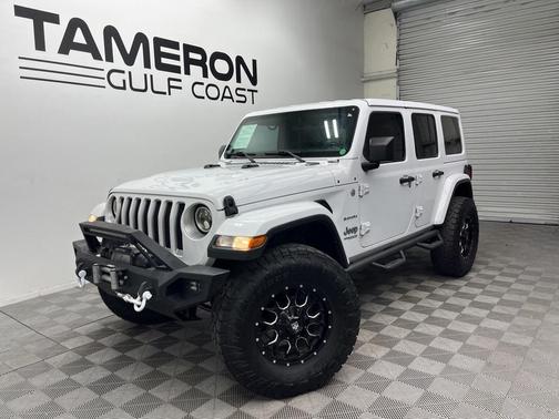 2020 Jeep Wrangler Unlimited Sahara