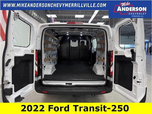 2022 Ford Transit-250 Base