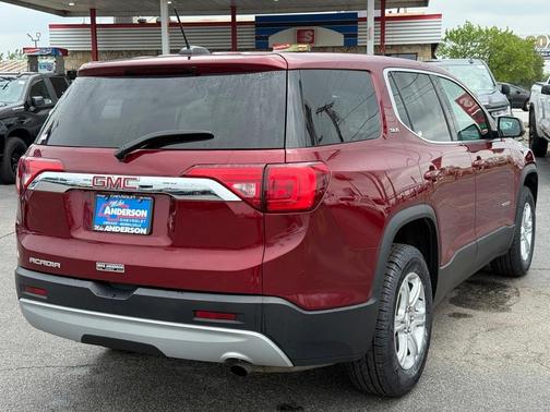 2017 GMC Acadia SLE-1