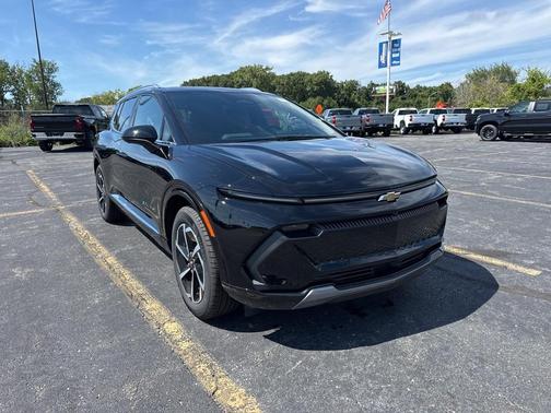 2025 Chevrolet Equinox EV LT 2