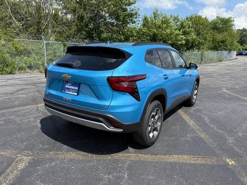 2025 Chevrolet Trax LT
