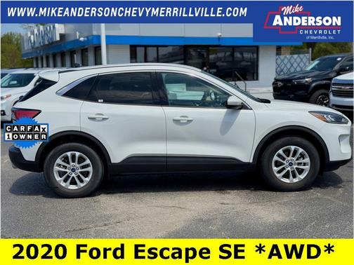 2020 Ford Escape SE