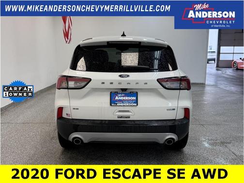 2020 Ford Escape SE