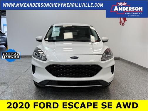 2020 Ford Escape SE