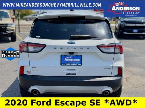2020 Ford Escape SE