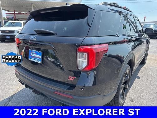 2022 Ford Explorer ST