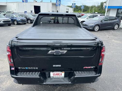2024 Chevrolet Silverado EV RST