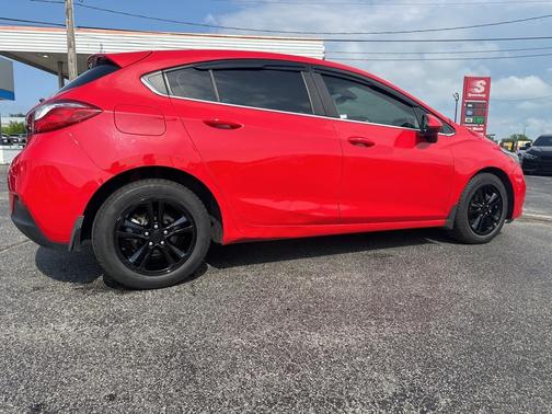 2018 Chevrolet Cruze LT