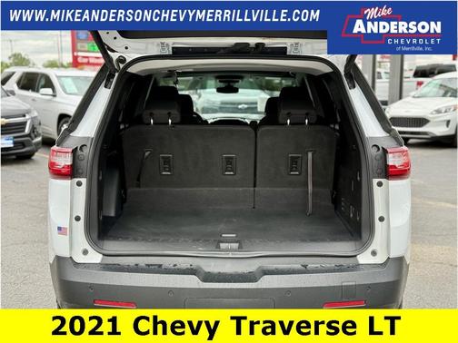 2021 Chevrolet Traverse LT Cloth