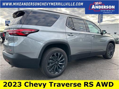 2023 Chevrolet Traverse RS